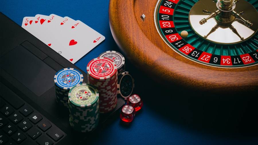 Roda roulette dan tumpukan chip kasino, ilustrasi panduan live casino Duniaslot77